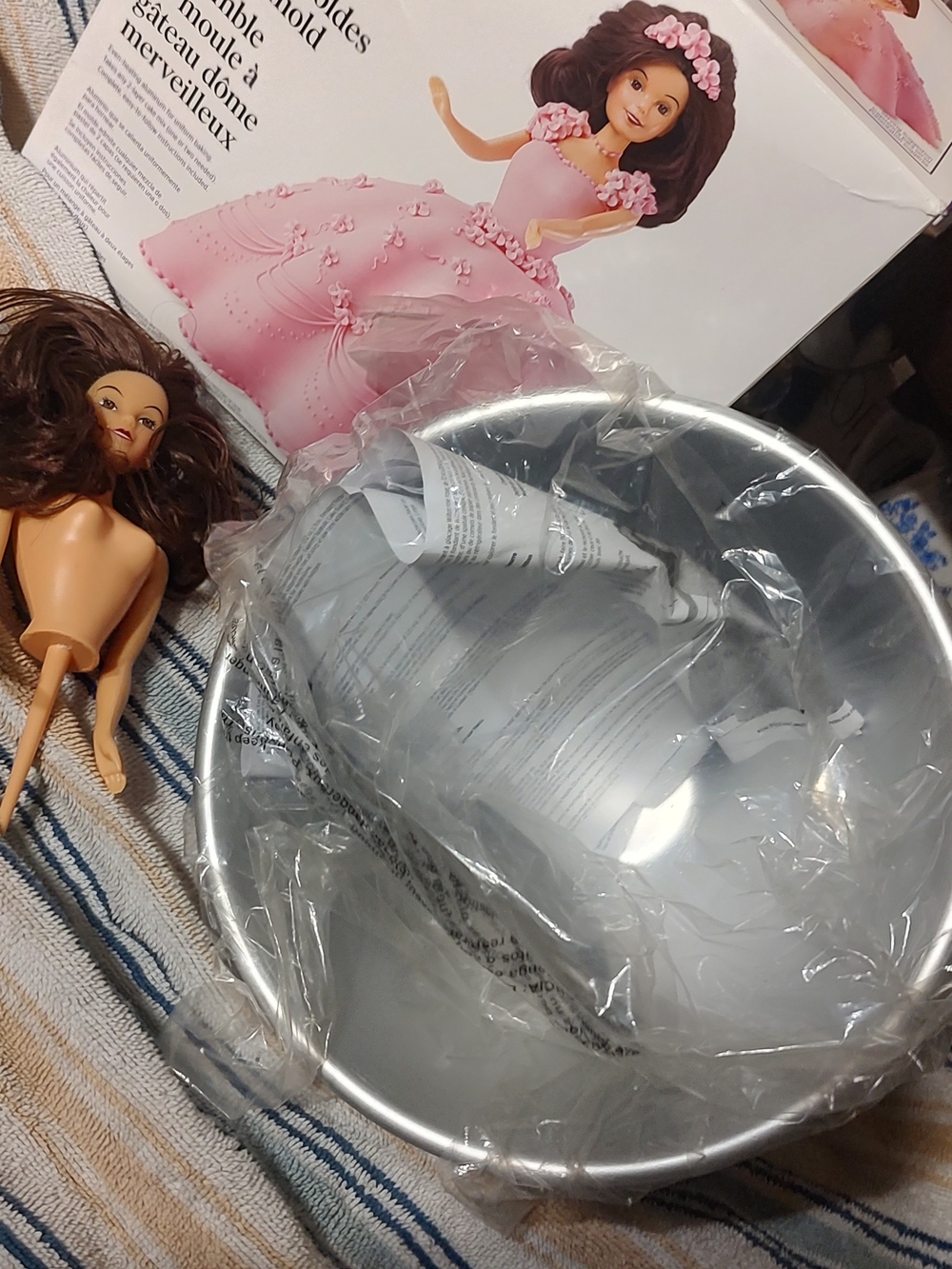 Wilton Doll Cake New